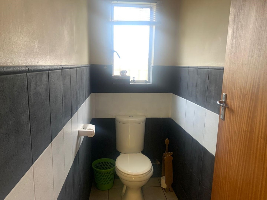 4 Bedroom Property for Sale in Birchleigh Gauteng