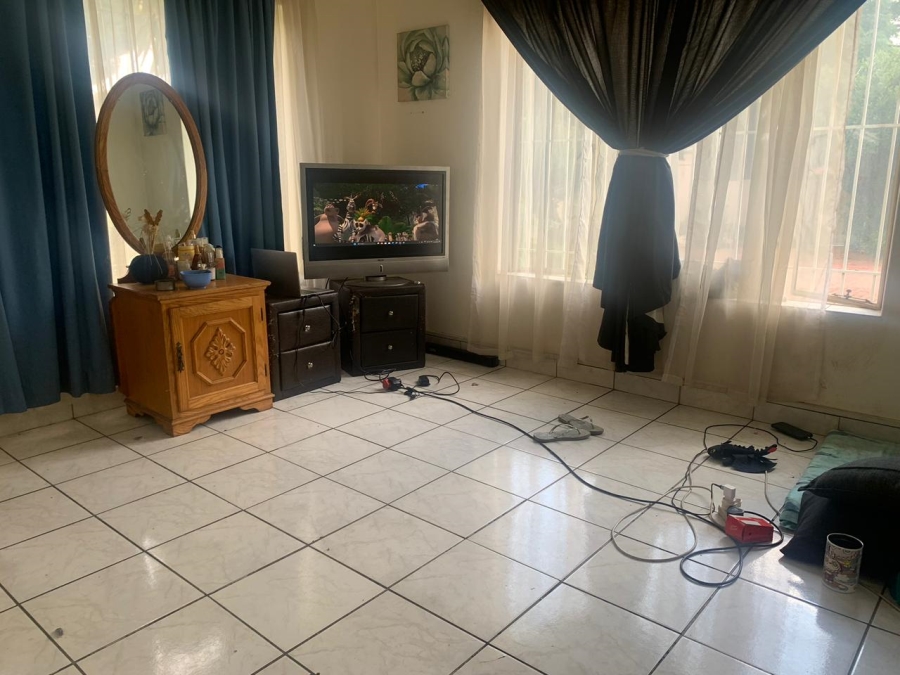 4 Bedroom Property for Sale in Birchleigh Gauteng