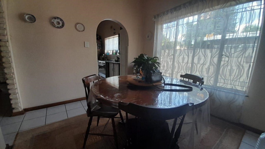 4 Bedroom Property for Sale in Birchleigh Gauteng