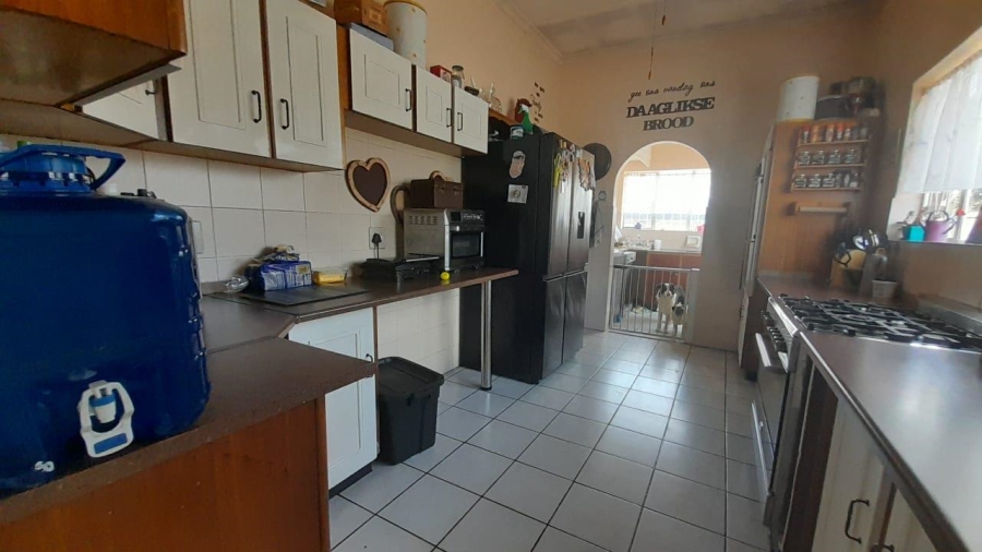 4 Bedroom Property for Sale in Birchleigh Gauteng