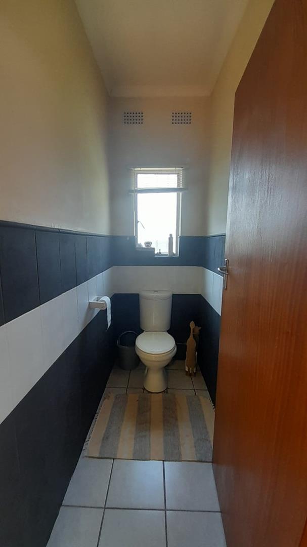 4 Bedroom Property for Sale in Birchleigh Gauteng