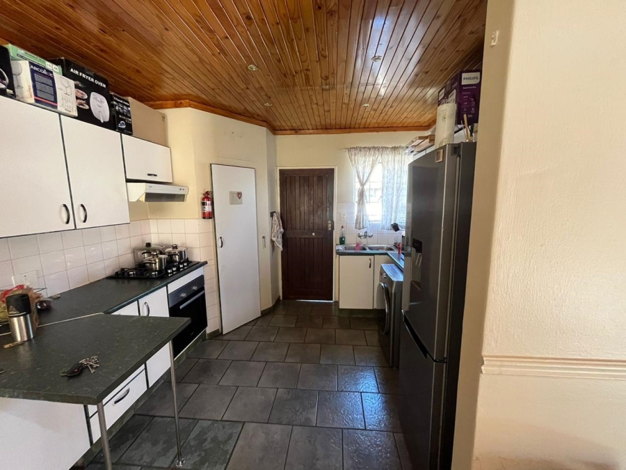 2 Bedroom Property for Sale in Die Hoewes Gauteng