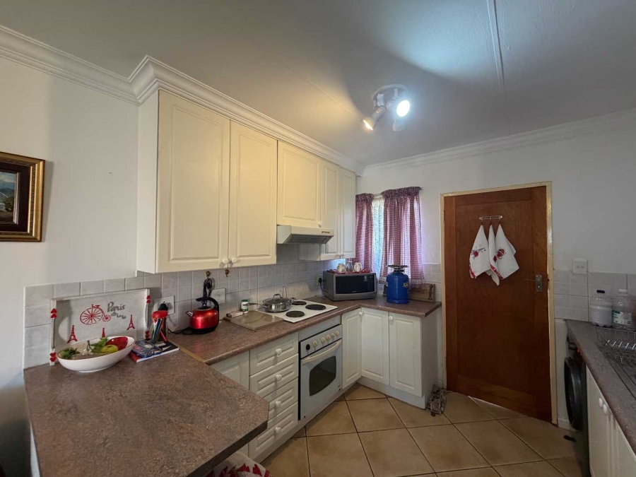 2 Bedroom Property for Sale in Amberfield Glen Gauteng