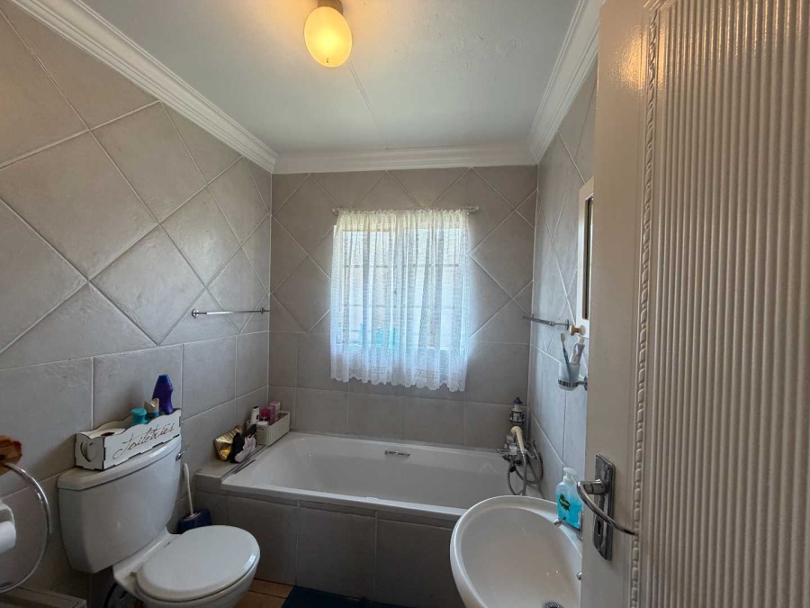 2 Bedroom Property for Sale in Amberfield Glen Gauteng