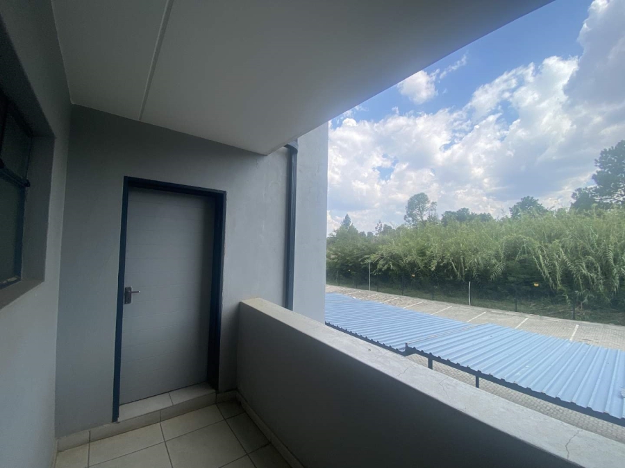 1 Bedroom Property for Sale in Glen Austin AH Gauteng