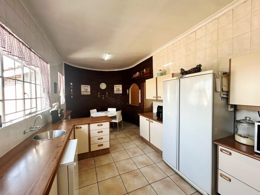 3 Bedroom Property for Sale in Randhart Gauteng