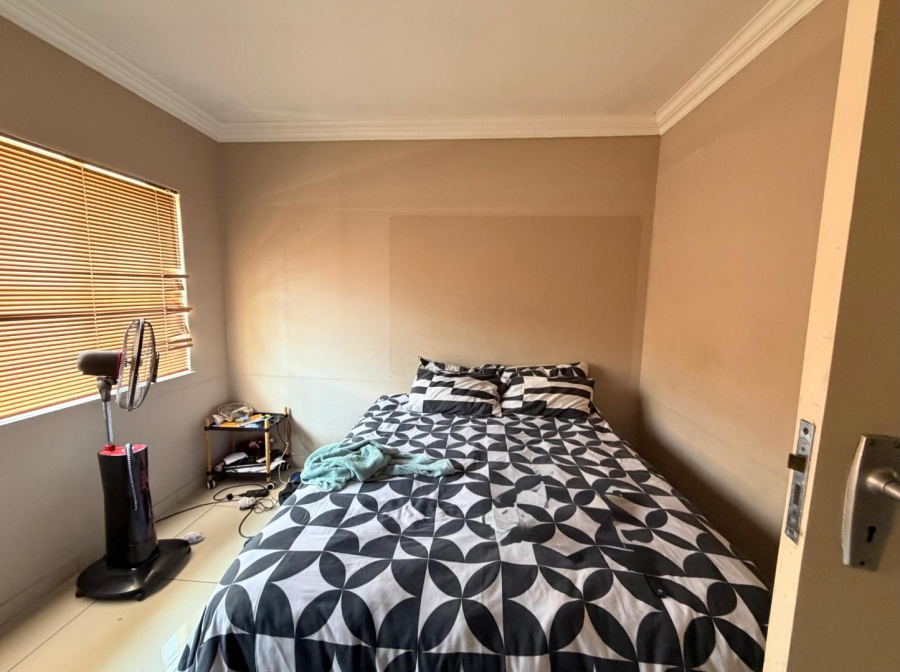 4 Bedroom Property for Sale in Mulbarton Gauteng