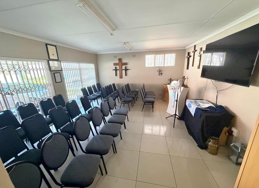 4 Bedroom Property for Sale in Mulbarton Gauteng