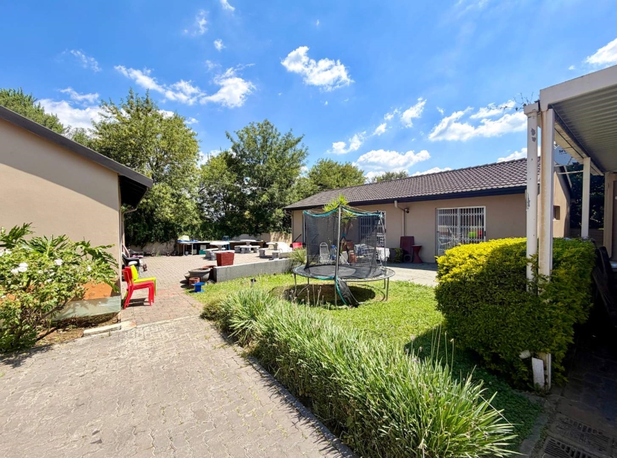 4 Bedroom Property for Sale in Mulbarton Gauteng