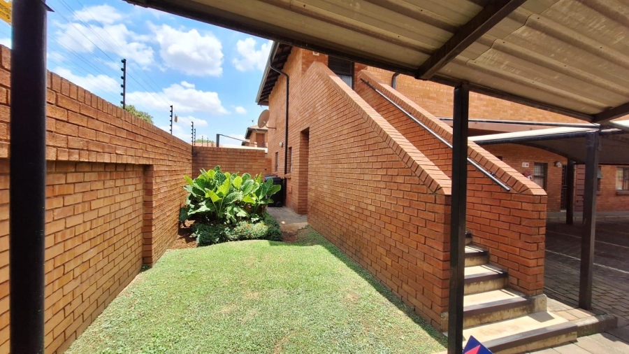 2 Bedroom Property for Sale in Florentia Gauteng