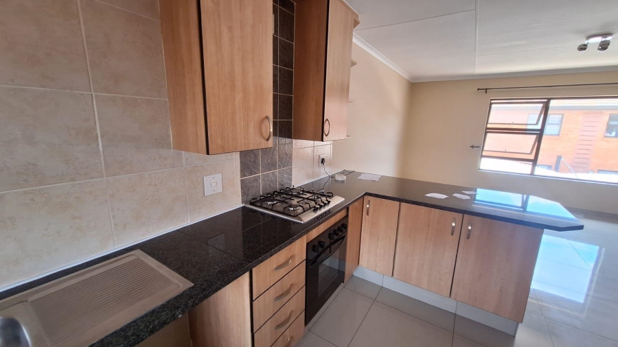 2 Bedroom Property for Sale in Florentia Gauteng