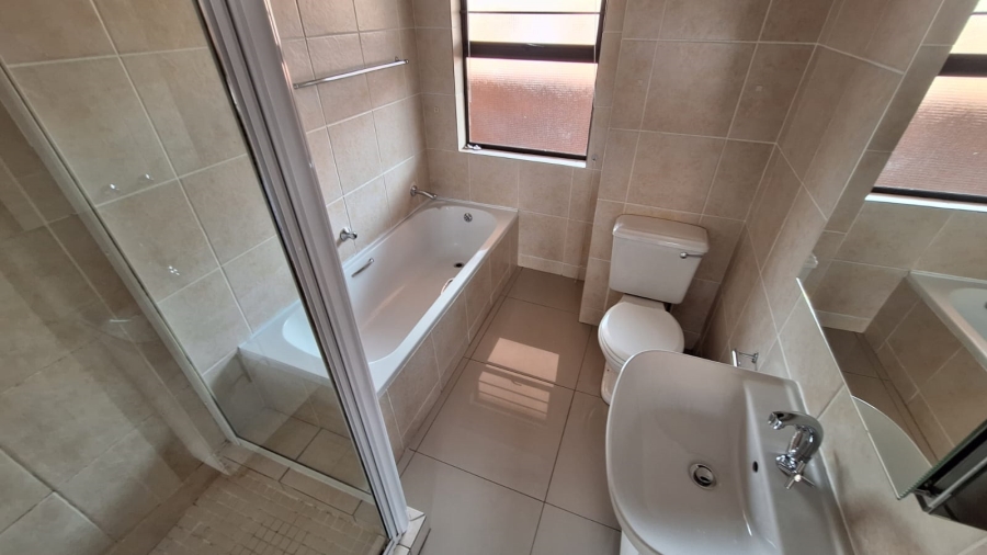 2 Bedroom Property for Sale in Florentia Gauteng