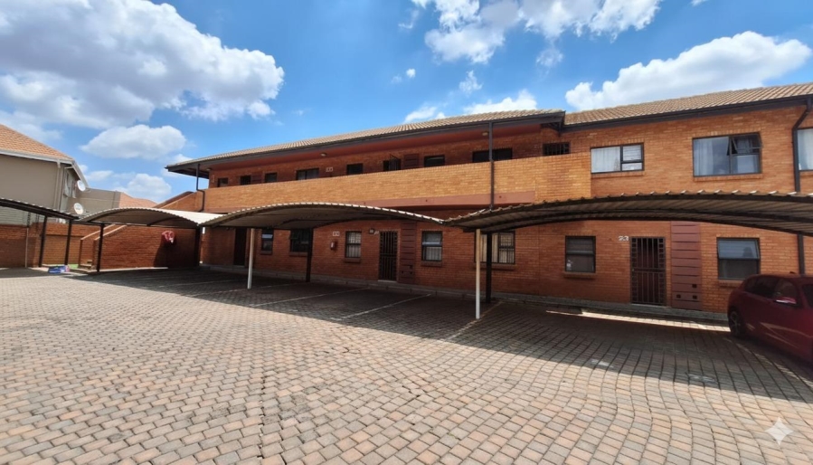 2 Bedroom Property for Sale in Florentia Gauteng