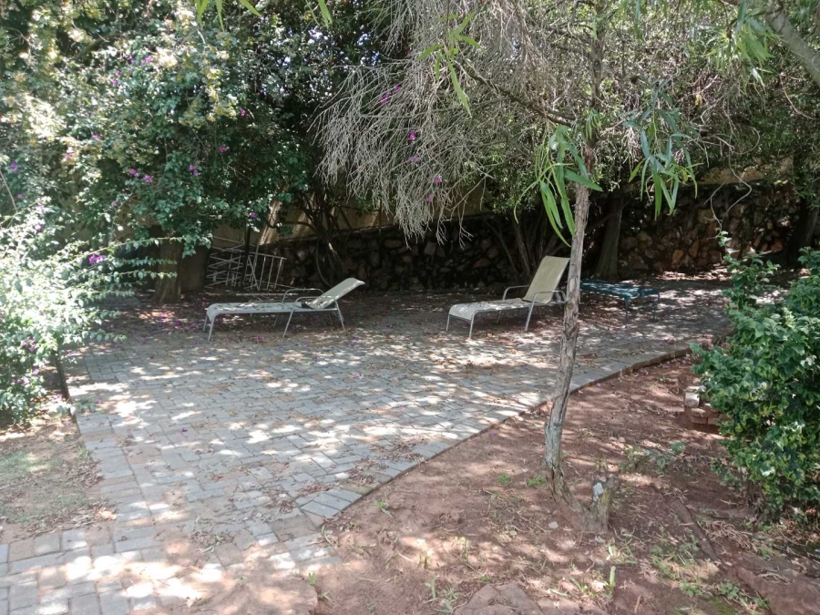 5 Bedroom Property for Sale in Mondeor Gauteng