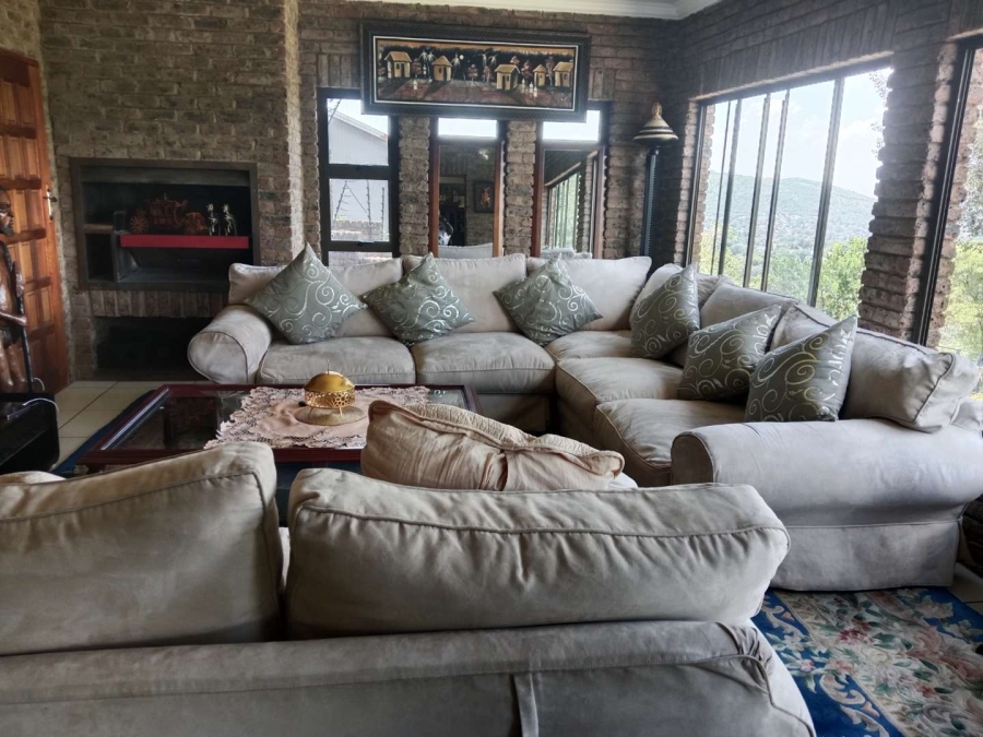 5 Bedroom Property for Sale in Mondeor Gauteng