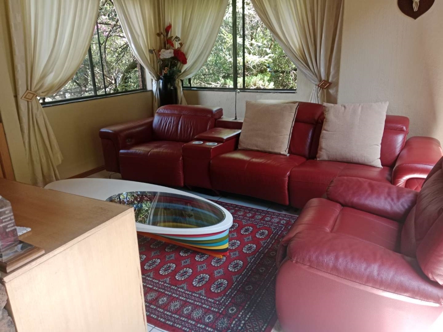 5 Bedroom Property for Sale in Mondeor Gauteng