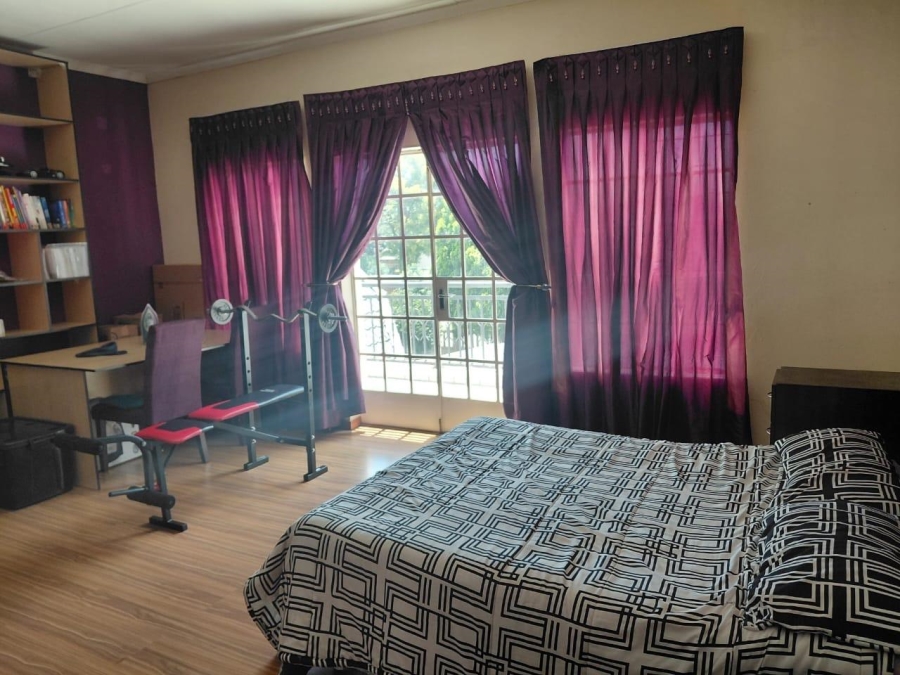 4 Bedroom Property for Sale in Brentwood Park Gauteng