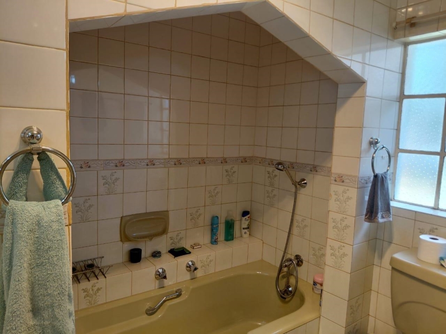 4 Bedroom Property for Sale in Brentwood Park Gauteng