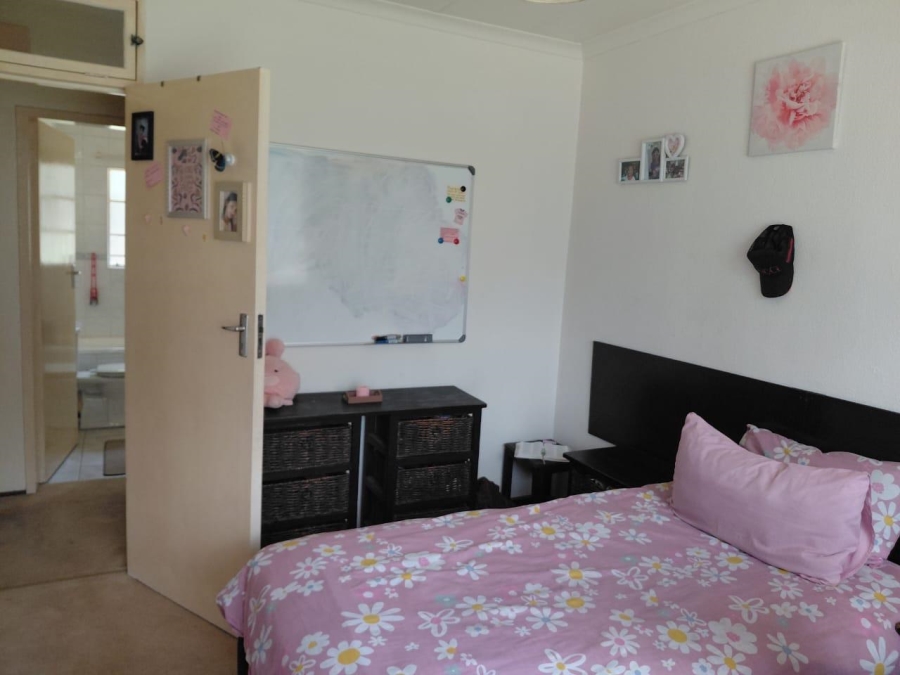 4 Bedroom Property for Sale in Brentwood Park Gauteng