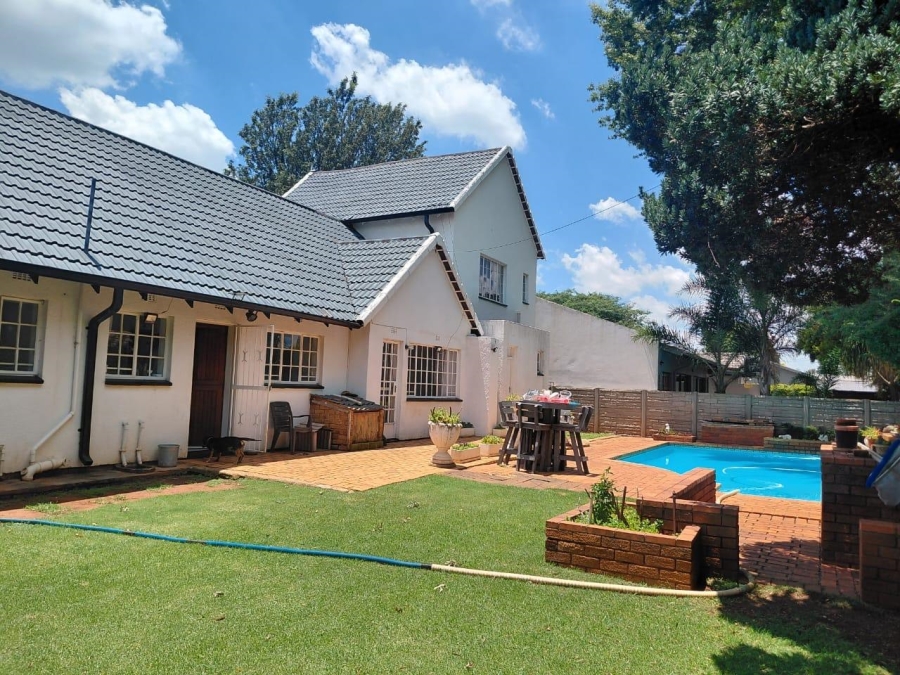4 Bedroom Property for Sale in Brentwood Park Gauteng