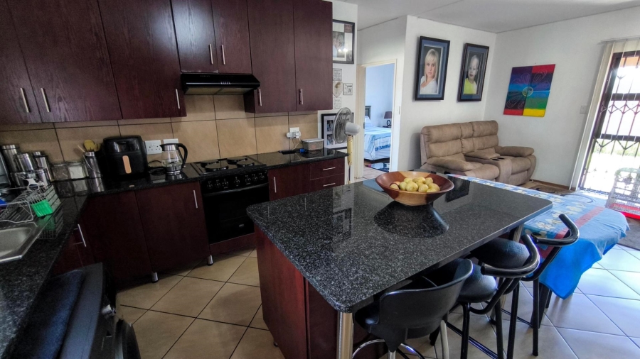 2 Bedroom Property for Sale in Albertsdal Gauteng