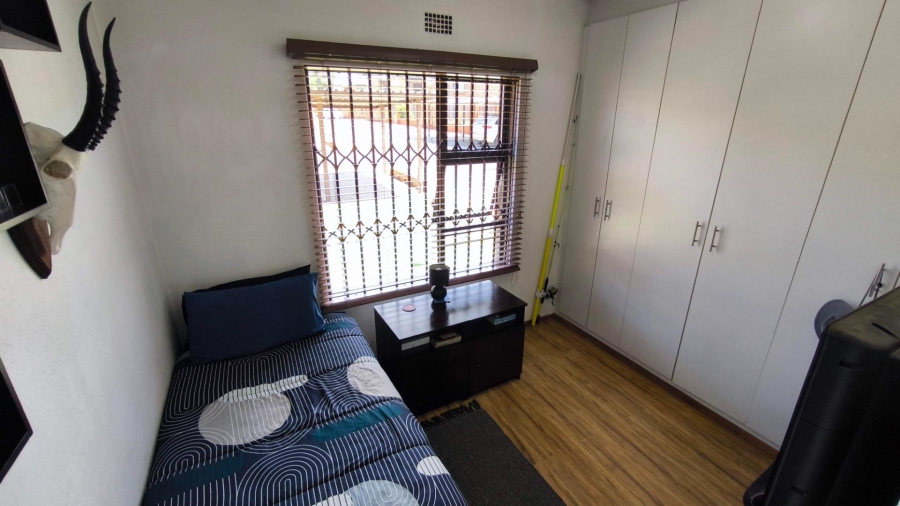 2 Bedroom Property for Sale in Albertsdal Gauteng