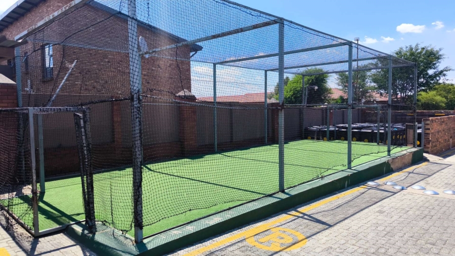 2 Bedroom Property for Sale in Albertsdal Gauteng