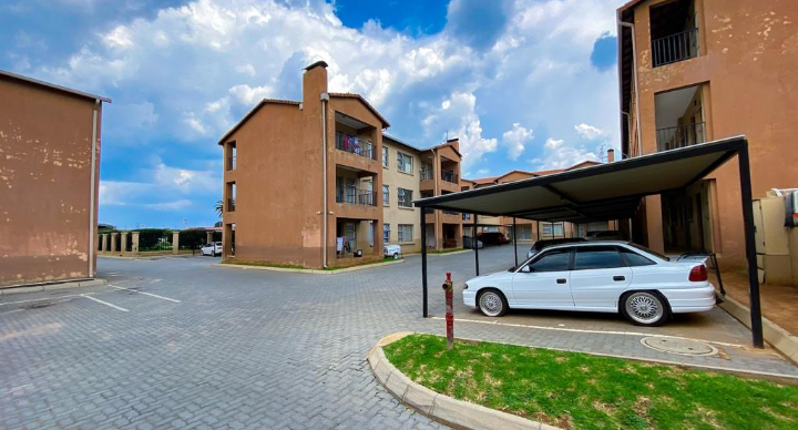 2 Bedroom Property for Sale in Turffontein Gauteng