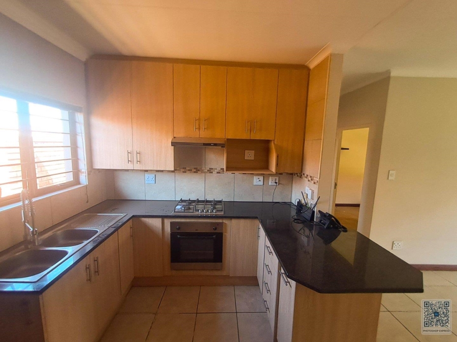 2 Bedroom Property for Sale in Pomona Gauteng