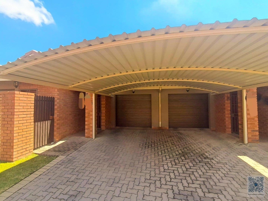 2 Bedroom Property for Sale in Pomona Gauteng