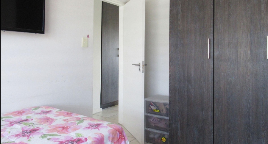 2 Bedroom Property for Sale in Oakdene Gauteng