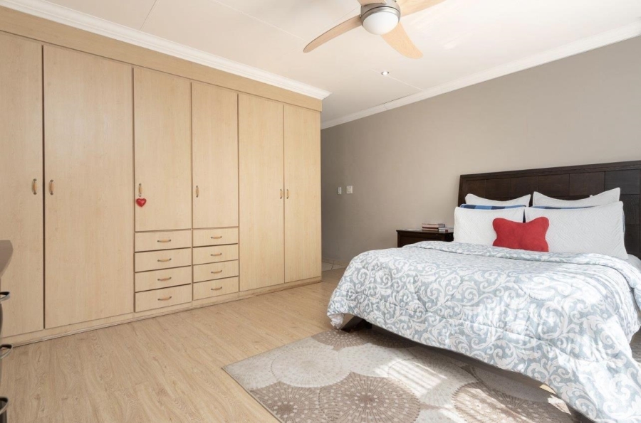 4 Bedroom Property for Sale in Meyersdal Gauteng