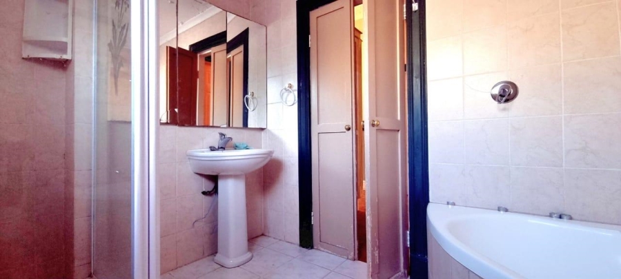 3 Bedroom Property for Sale in Benoni North Gauteng