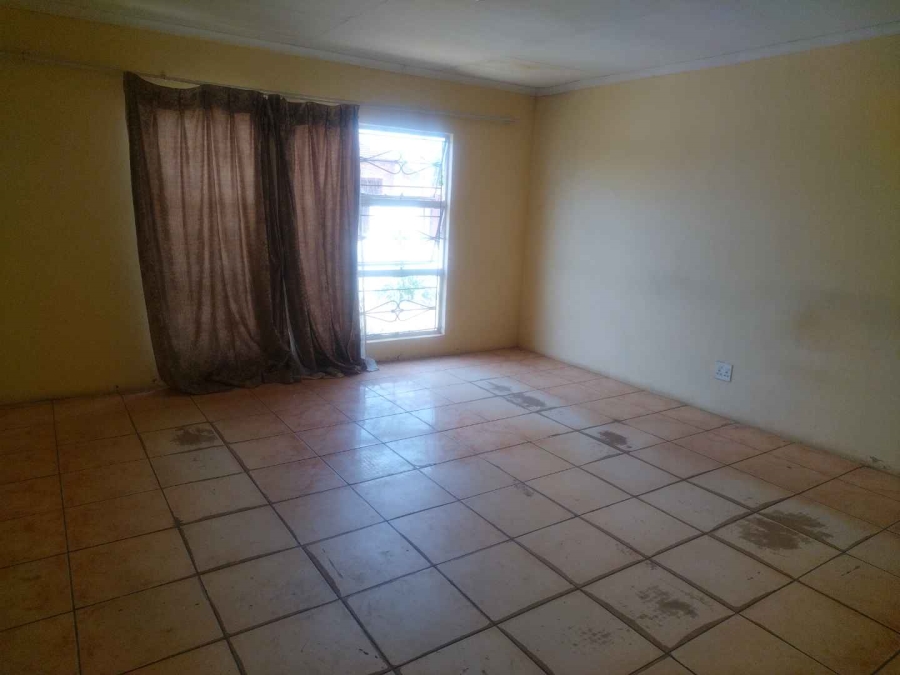 To Let commercial Property for Rent in Soshanguve HH Gauteng