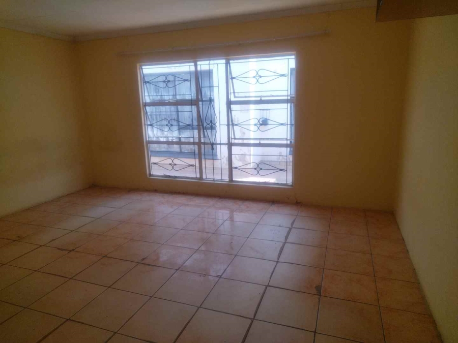 To Let commercial Property for Rent in Soshanguve HH Gauteng