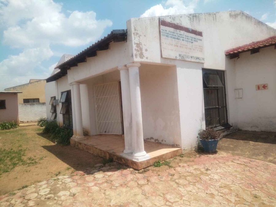 To Let commercial Property for Rent in Soshanguve HH Gauteng