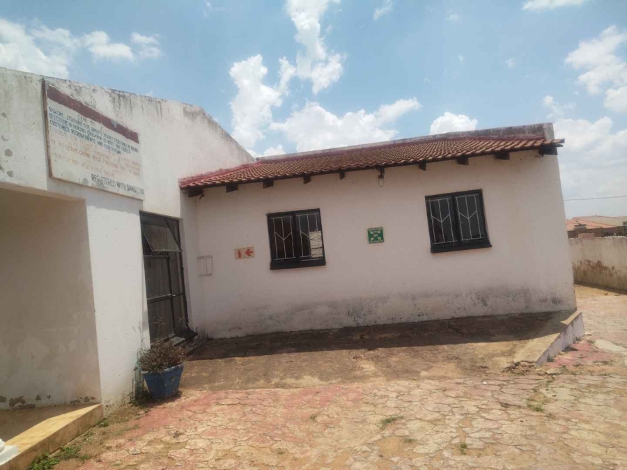 To Let commercial Property for Rent in Soshanguve HH Gauteng