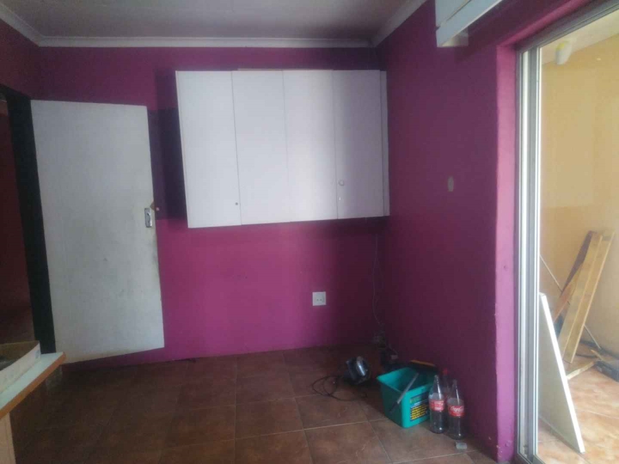 To Let commercial Property for Rent in Soshanguve HH Gauteng