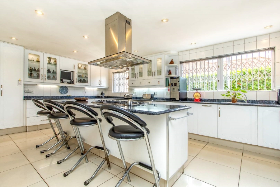 3 Bedroom Property for Sale in Greenside Gauteng