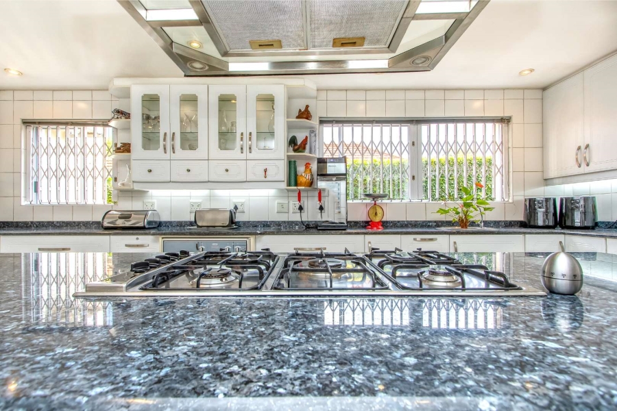 3 Bedroom Property for Sale in Greenside Gauteng