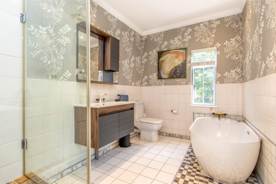 3 Bedroom Property for Sale in Greenside Gauteng