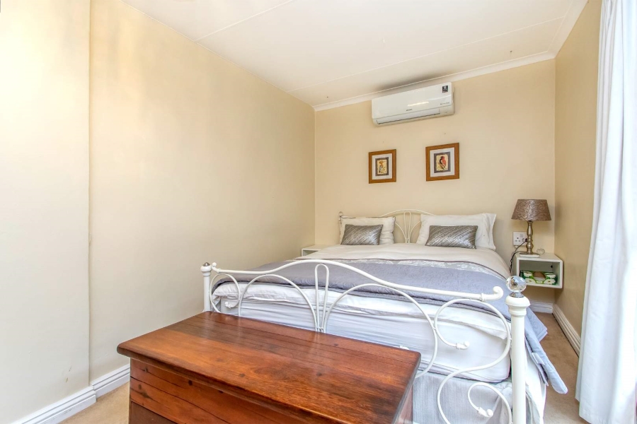 3 Bedroom Property for Sale in Greenside Gauteng