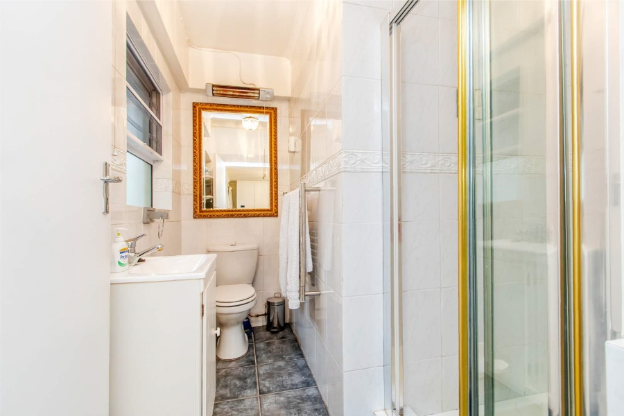 3 Bedroom Property for Sale in Greenside Gauteng