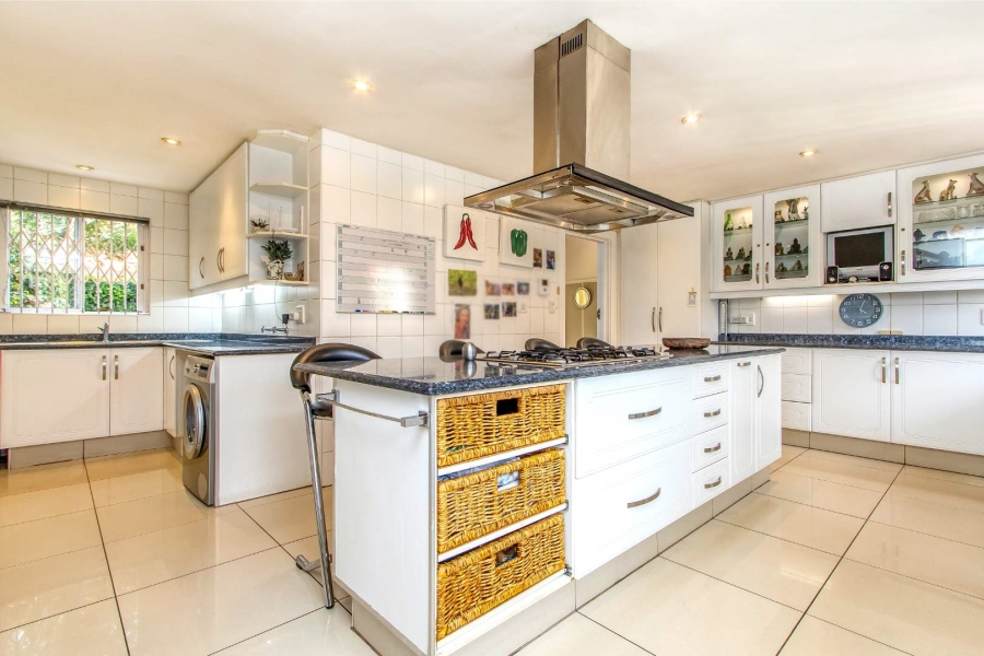 3 Bedroom Property for Sale in Greenside Gauteng