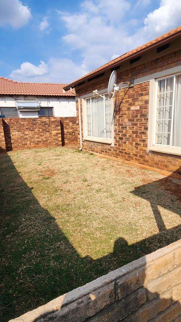 2 Bedroom Property for Sale in The Orchards Gauteng