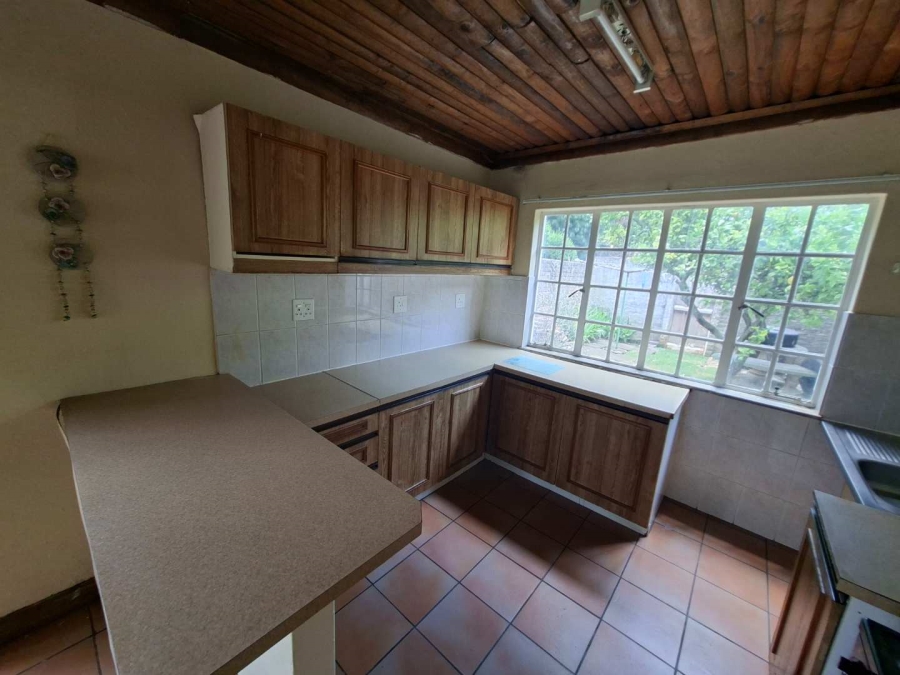 To Let 1 Bedroom Property for Rent in Weltevreden Park Gauteng