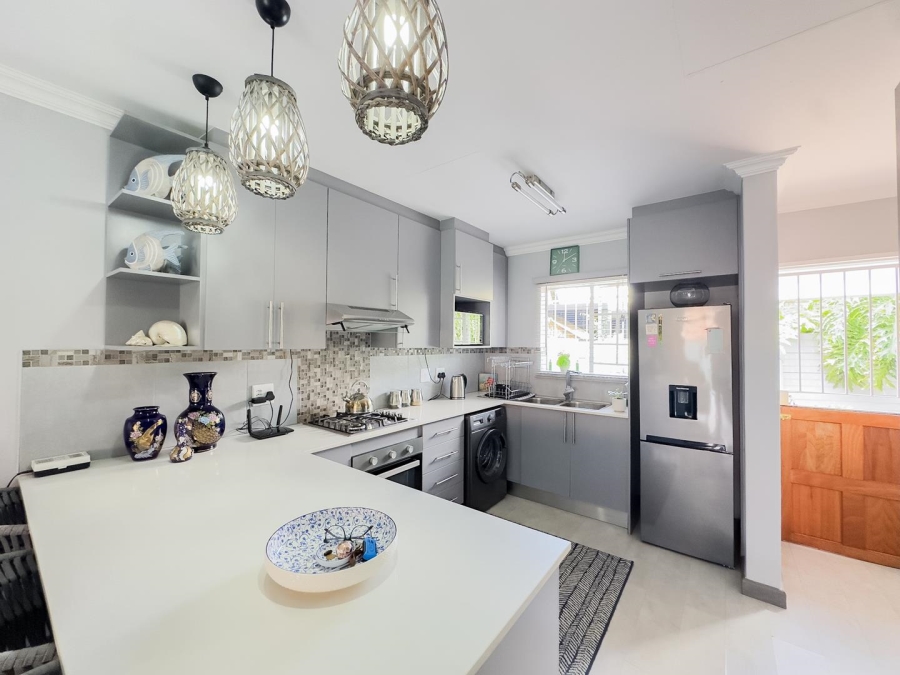 2 Bedroom Property for Sale in Garsfontein Gauteng