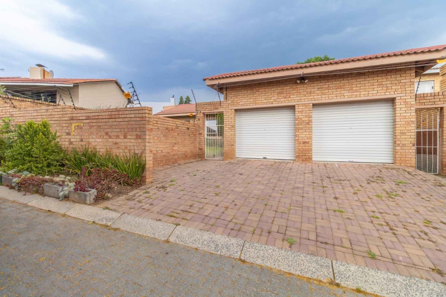 3 Bedroom Property for Sale in Ferndale Gauteng