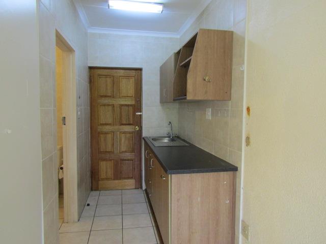 1 Bedroom Property for Sale in Helderkruin Gauteng