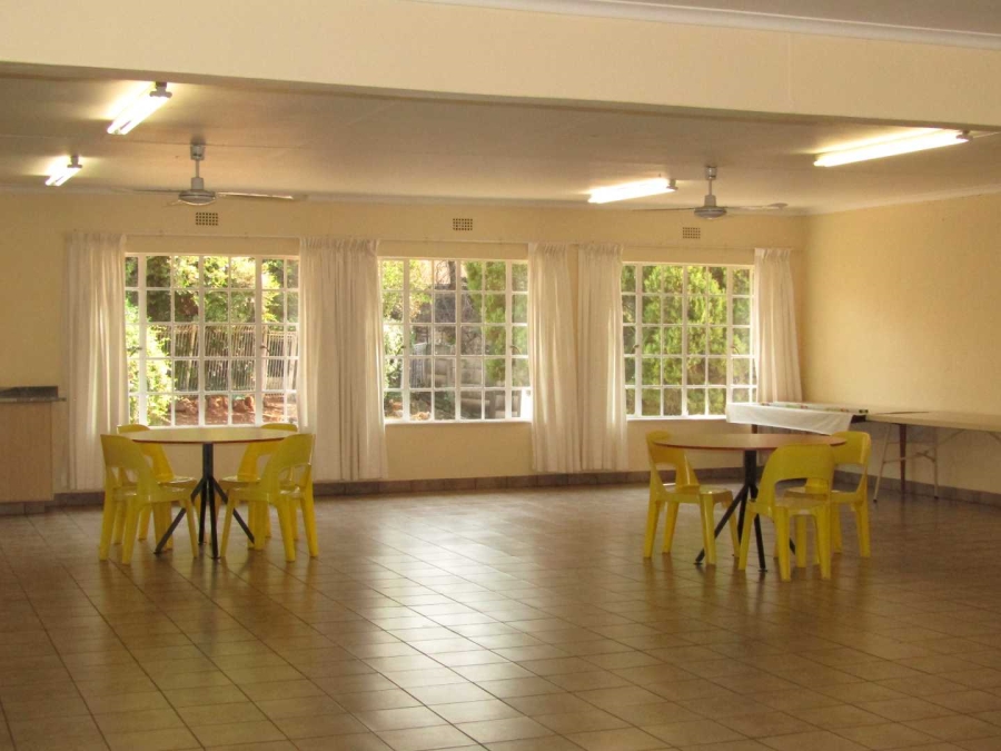 1 Bedroom Property for Sale in Helderkruin Gauteng